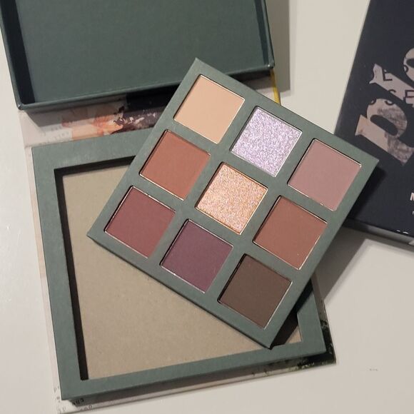 MODERN MUSE REVOLVE PLEY BEAUTY 9 COLOR TAN BROWN EYESHADOW PALETTE NEW NWT - Picture 3 of 6